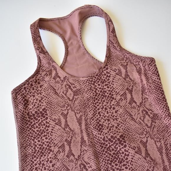 Lululemon CRB - Picture 2 of 4